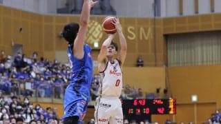川崎ブレイブサンダースが接戦を制す…地元島根凱旋の藤井祐眞が18得点で勝利に貢献
