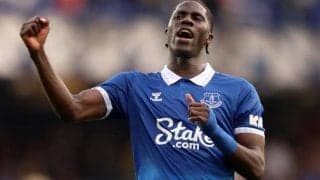 エバートン、今季全試合出場のドゥクレと2025年まで契約延長