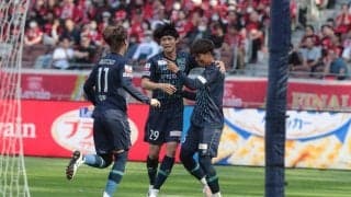 堅守復活の福岡がクラブ史上初のタイトル獲得！終盤の劣勢耐え抜き浦和に逃げ切り勝ち【ルヴァンカップ】