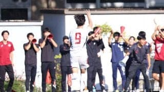 鈴木がハットトリックの大活躍！  法大相手に４得点の快勝で、全国大会出場に王手をかける