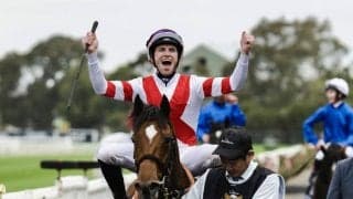 【ゴールデンイーグル】オオバンブルマイが5億円獲得！武豊の代打騎乗、パー騎手が勝利に導く