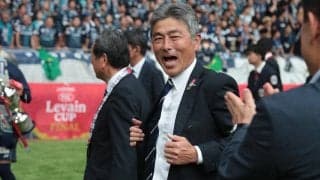 「やってきたことが間違ってなかった」悲願の初タイトル、ルヴァン杯制覇の福岡・長谷部茂利監督が最も嬉しかったこと「怯まずに挑んでいく」