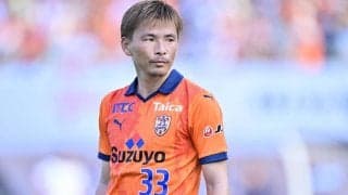 「トラップフットサルやん」「これは惚れる」J2清水・乾貴士が足裏タッチからの「らしさ全開」ゴールを決める！「ひとりだけフットサル」「たかし上手すぎ！」と絶賛の声