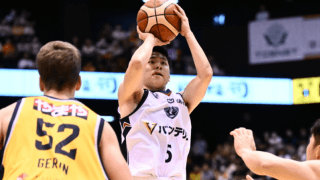 河村勇輝が残り2秒で同点3ポイント…OTの末仙台下し、横浜BCは連敗ストップ