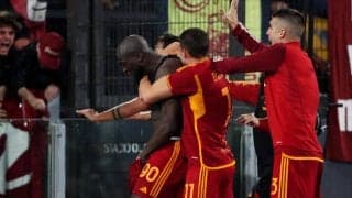 ローマが後半AT2発でデルビーに弾み付ける劇的勝利！　アズムン初ゴールにPK失敗のルカクが名誉挽回の逆転弾【セリエA】