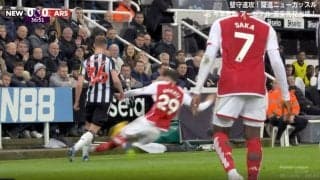 「危うく事件に…」アーセナルMFの“悪質タックル”にニューカッスル監督が苦言！「レッドカードだと思った。イエローカードで済んで幸運」