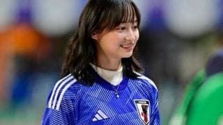 「英語ペラペラすぎて驚いてる」元日向坂46・影山優佳の欧州での英語インタビューが「かっこよすぎ」と大絶賛！ 通訳いらずの流暢さに「凄すぎて最早笑ってしまう」の声