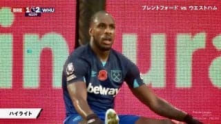 「あとは押し込むだけ」 “決定的ゴール機”逃した選手が2人でブチギレ！実況あ然…サポーターも頭抱えた無情シーン