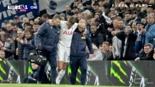 突然の負傷劇にスタジアム激震！ トッテナム快速DFが太腿裏負傷で即交代「完全に終わった」 前半でCB2枚代えの緊急事態に悲鳴