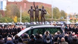 逝去したチャールトン氏の葬儀しめやかに　ファーガソン氏のほかにユナイテッドの現役選手らも参列