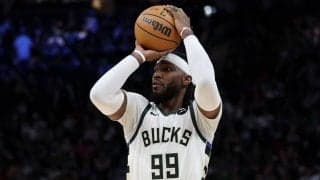 バックスのベテラン、ジェイ・クラウダーが左内転筋と腹部の手術により約2カ月間の離脱