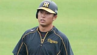 警備員振り切る熱烈ファンも　元阪神・高山に復活の期待…出待ちは一番の大歓声