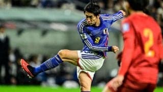 【所属チームで苦しむ鎌田大地の、代表活動の光と影(2)】試合後に「“いい自分”に戻していかないとダメ」「自チームでポジションを取り直さないとダメ」と募らせた危機感