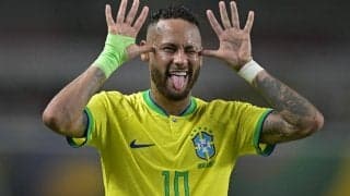 「お人形さんみたい」「綺麗なお姫様」生後１カ月でブラジル代表を応援！？ユニ風のベビー服を着たネイマール娘の可愛さが話題！「この世で最も美しい」