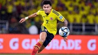 再会した父親の眼前で2得点のルイス・ディアス、試合後にはアリソンとも熱い抱擁