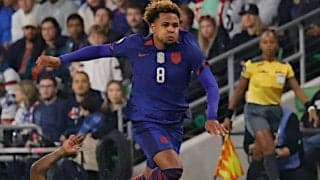 マッケニーが左ヒザを負傷しアメリカ代表を離脱…