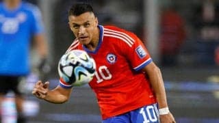 サンチェスが代表戦開催のスタジアムの劣悪なドレッシングルームに苦言｢排水溝から自分たちの排せつ物が漏れてきた｣