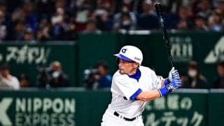 イチロー氏が“珍打”…ライナーが塁審を直撃　幻のタイムリーに苦笑い