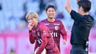 「存在しないVARでPKに」鹿島サポーターのブーイング＆土居聖真の囁きでPK判定を下した主審の粋な行動が大絶賛！「NICEジャッジ」「大拍手でした笑」と称賛される深いワケ