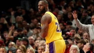 “キング”レブロン・ジェームズ、NBA通算39000得点に到達…3ポイントで節目の記録達成