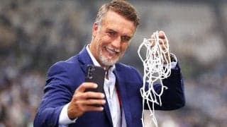 54歳バティストゥータ氏がチャリティーマッチでゴール！4年前には左足首を人工関節に置換