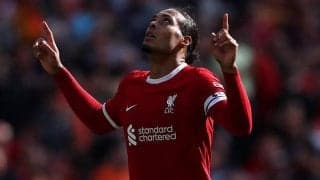 今季から新主将就任のファン・ダイクが絶大な影響力を発揮、ピッチ内外でリバプールを支える存在に