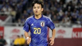 久保建英の足元に翼君が？キャプテン翼の名シーンを描いた新スニーカーがSNSに登場