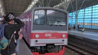 天井で存在感を放つ帝都高速度交通営団の「赤いS」【U17ワールドカップで出会った「懐かしき東京」の風景】(2)