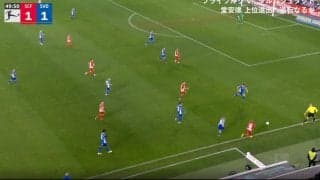 「メッシかよ！」「上手すぎる」 堂安律が“天才的ボールタッチ”で相手守備陣を翻弄してブチ抜いた瞬間　タッチライン際でキレッキレな超絶ドリブルを炸裂