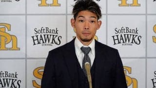 鷹・又吉克樹が若手に苦言「整理整頓できていない」　2軍ロッカーの“惨状”