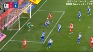 「全てが完璧」「上手すぎる」 堂安フライブルクが“完璧すぎる崩し”からゴールを叩き込んだ瞬間　相手守備陣を絶望させた流れるようなパスワークから美しい一撃