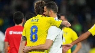 「美しい瞬間」「素晴らしい」兄弟対決ならではの試合後シーンが反響！ナチョの弟も「どれだけ幸せなことか」