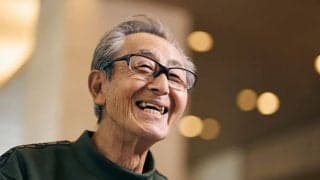 記者から注文「どちらかに統一して」　もし白を選んでいたら…翌日から変わった運命