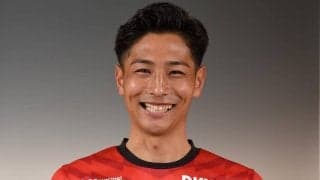 熊本が先日入籍を発表したDF江﨑巧朗と契約更新、大卒2年目の今季は45試合出場