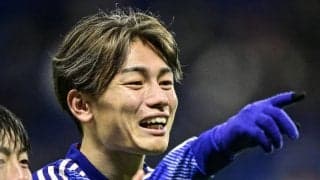 「綺世可愛すぎて泣いてる」「菅原は長友の正当後継者だなw」上田綺世と菅原由勢の“ハットトリックボール”を巡る絡みにファン注目！ ミャンマー戦後の映像が話題に