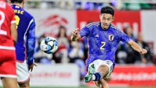 サムライブルー「唯一の課題」を解決した右サイドバック【2023年日本代表「急成長の鍵」は菅原由勢】(1)