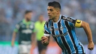 スアレスがメッシと再び？　グレミオ監督が退団を認める…「彼が残るのは非常に難しかった」