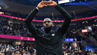 「何よりも家族が大切」レブロンが“息子のデビュー観戦”のためNBA欠場の可能性