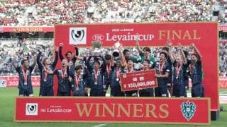 「レアすぎる」「まさかの位置」福岡の新ユニフォームは待望の星付きも、その位置が話題に…クラブは理由を説明も、落胆の声が多数「全てが台無しに…」