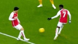 冨安健洋は「攻撃面でもう一段階のレベルアップ」が可能！アーセナル指揮官がアシスト含む３つの決定機を作った日本代表DFを「味方にスペースを作れる」と称賛、さらなる成長に期待