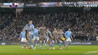 「地獄行き」「1人で暴れすぎw」開始6分で先制弾→3分後に痛恨のオウンゴール 無情にも自陣ゴールへ吸い込まれた瞬間　韓国代表ソン・フンミンの不運すぎる“2点目”