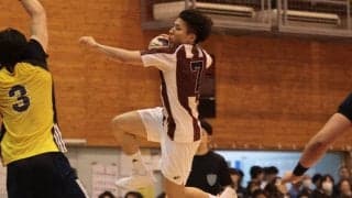 堅守速攻は一体どこへ…?　最終戦、紫紺に完敗でリベンジ許す