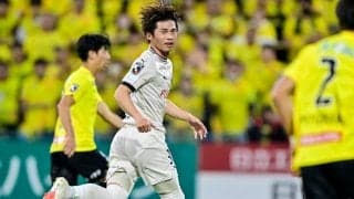 【川崎・瀬川祐輔が“6チーム目”で挑む天皇杯タイトルマッチ。苦労人と呼ばれて(2)】「俺もサブいやですよ、もちろん」と話す、負けず嫌いの姿勢がチームにもたらしているもの