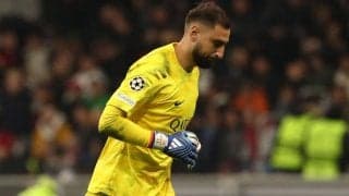 相手にハイキックを見舞う形となったPSGの守護神ドンナルンマが2試合の出場停止に…