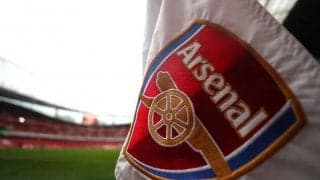 「また買ってしまった」「もう破産してしまう」アーセナルが紺×黄色のレトロな新作アパレルを発表！ファンにも好評「全部カッコいいな」