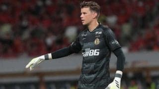 「全員美男美女」「本当に素敵」ランゲラックの妻が最終戦観戦を報告！ 11月誕生の息子も初観戦、ランゲラックとのピッチでのキスショットも「美しい家族だ」