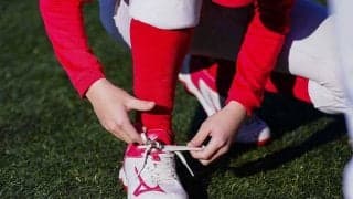 「余ると危ない」靴紐の結び方　少年期に潜むリスク…小さな工夫で磨ける“洞察力”