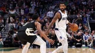 ブレイザーズ戦で味方と接触、負傷退場に至ったアービング…MRI検査で右かかとの打撲と診断