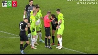 「お前は若いんだから黙っとけ！」解説者が苦言を呈した“問題シーン”　倒れるほどじゃない？PK欲しさのアピールが物議を醸す… 若手FWのずる賢いプレーが起きた瞬間