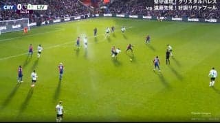 遠藤航が狙われた？激しいプレスでボールロストし、速攻食らってピンチに…「さらにマッチョにならないけないのか」ブンデス・デュエル王が苦戦した瞬間